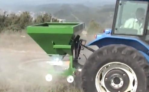 landforce tarım makineleri gübre serpme yem karma makinesi